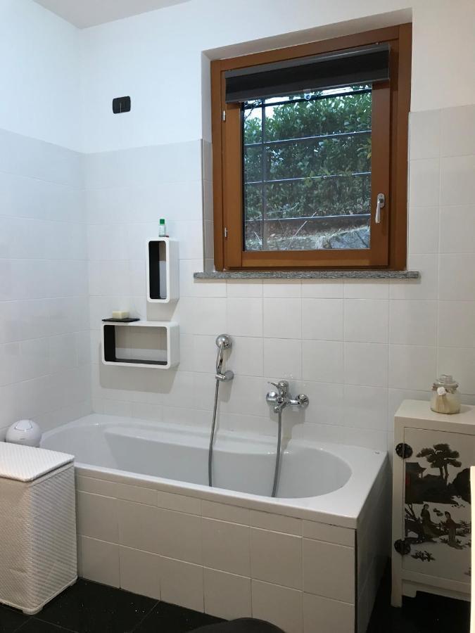 Armonie Del Lago - Lakeview Retreat With Private Garden, Pool & Jacuzzi 巴韦诺 客房 照片